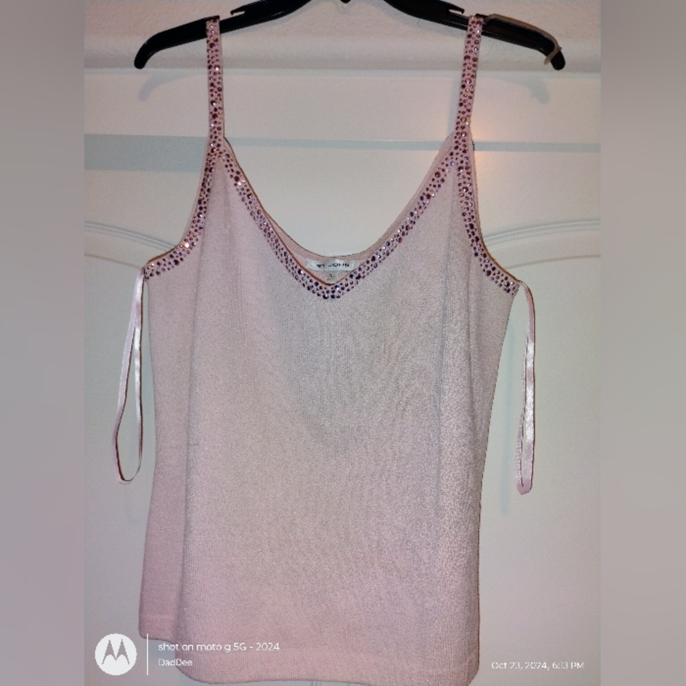 St John top